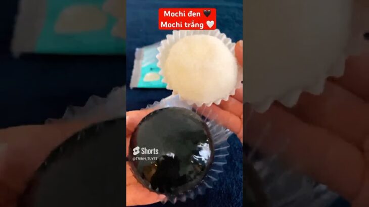 [của hàng tiện lợi nhật bản]mochi đen trắng😲🖤🤍#sweet #コンビニスイーツ #コンビニ新作 #コンビニ新商品 #mochi #shorts