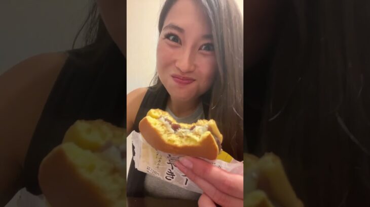 たまにはコンビニスイーツも！ミニストップ塩バターどら焼き #shorts